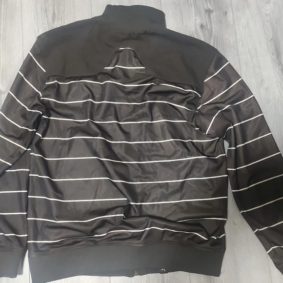 LRG Roots equipment - Picture 3 of 3